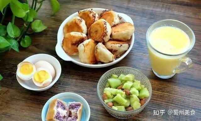 大学生平时都吃什么早餐?