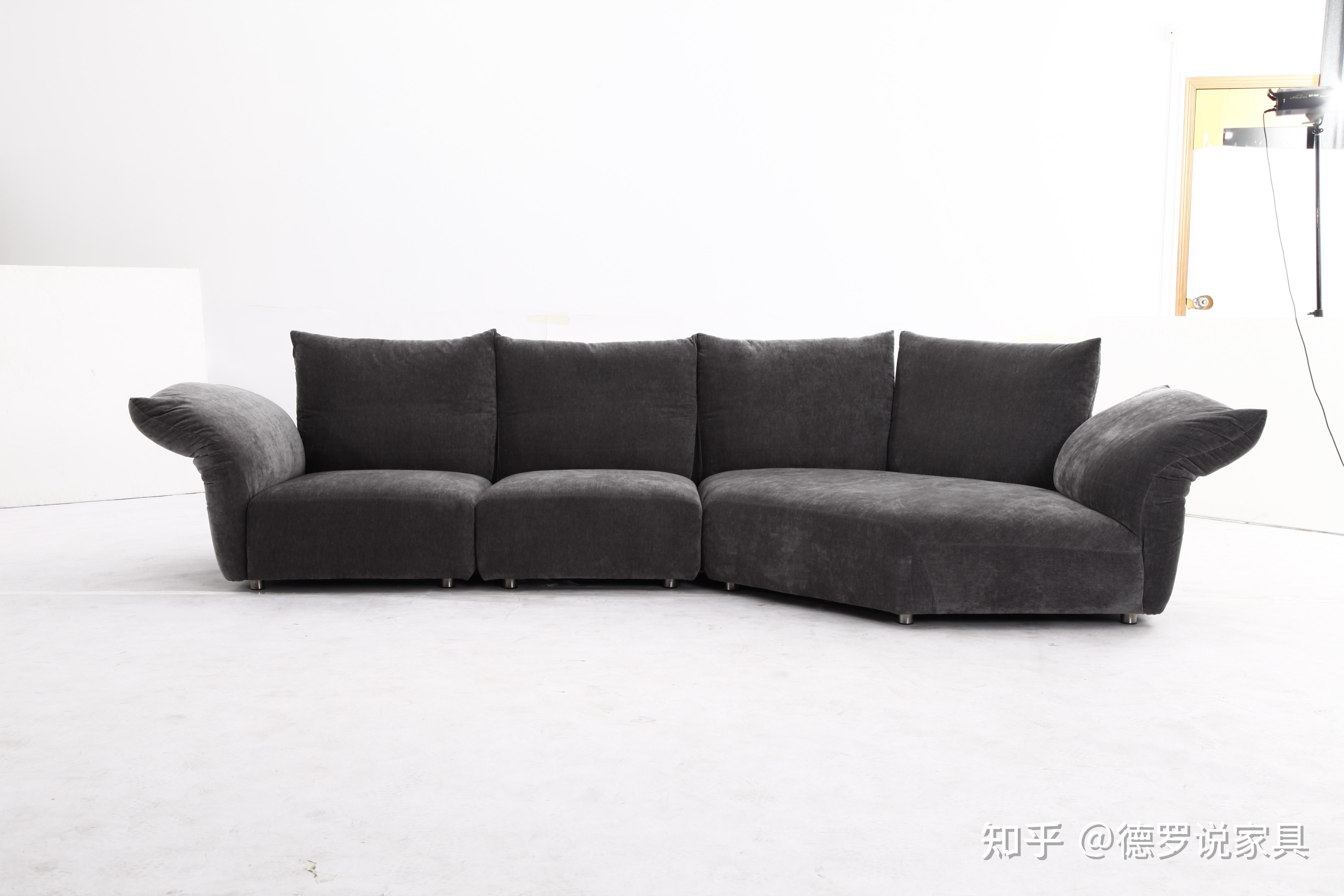 Edra的Standard Sofa花瓣沙发 - 知乎
