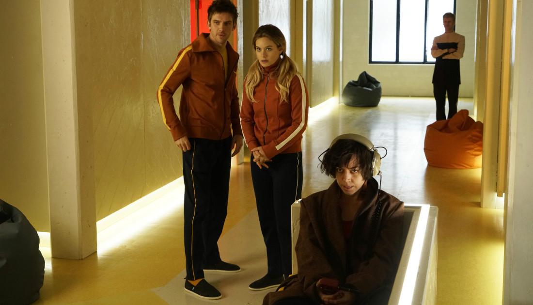 如何评价美剧《大群》(legion)? - 知乎