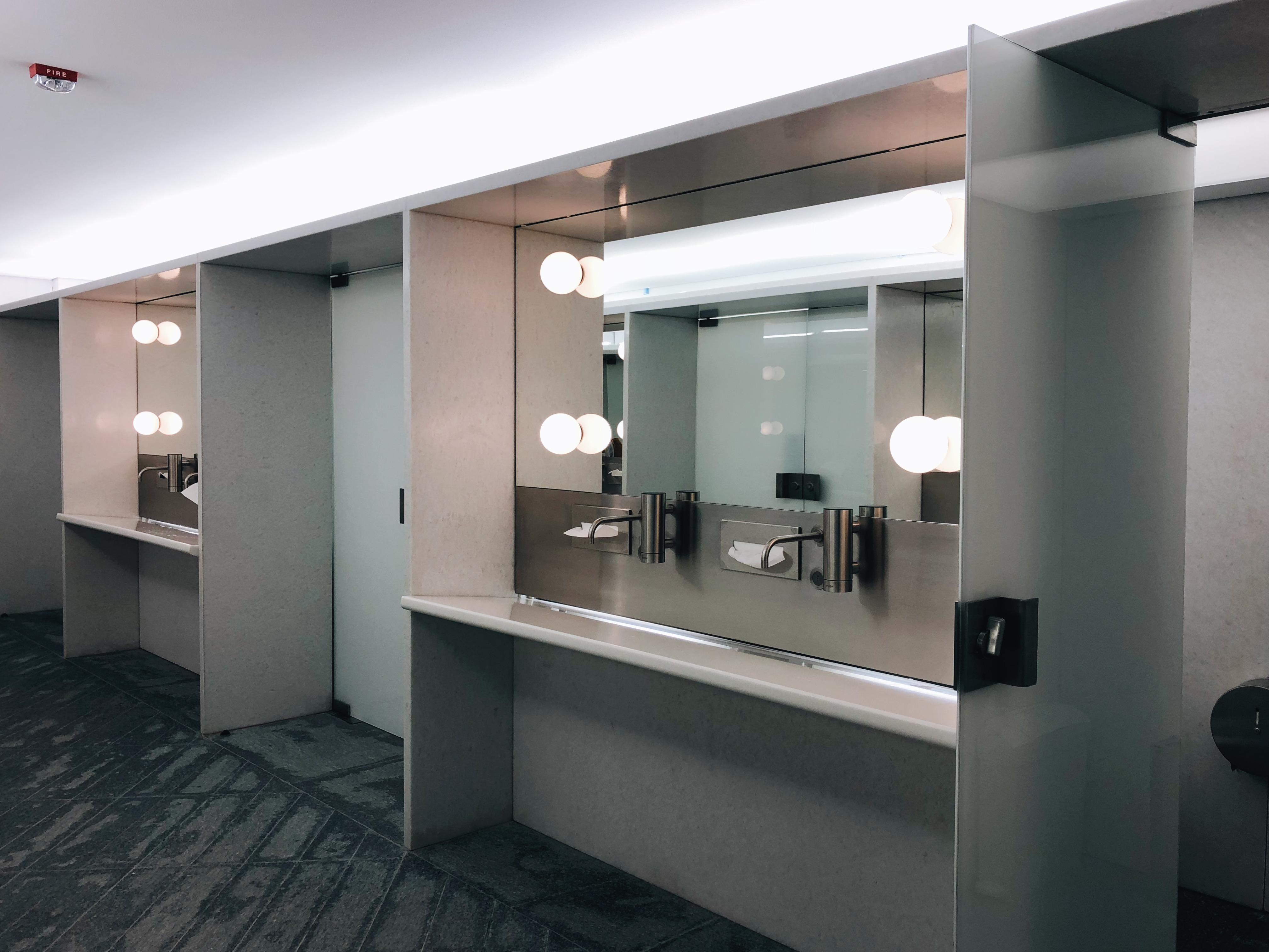 如何评价让·努维尔设计的卢浮宫阿布扎比分馆？