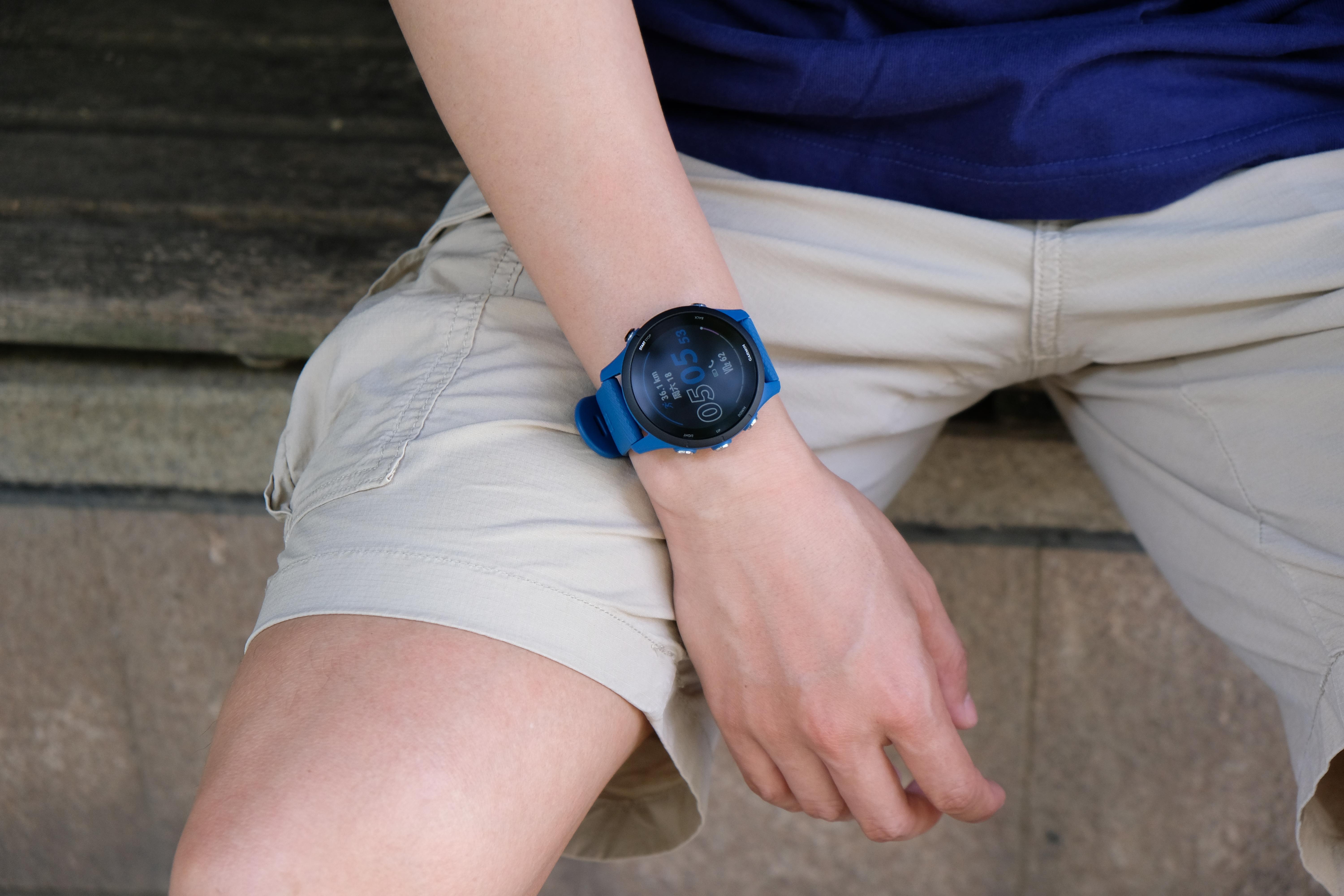 新发布的佳明forerunner255怎么样