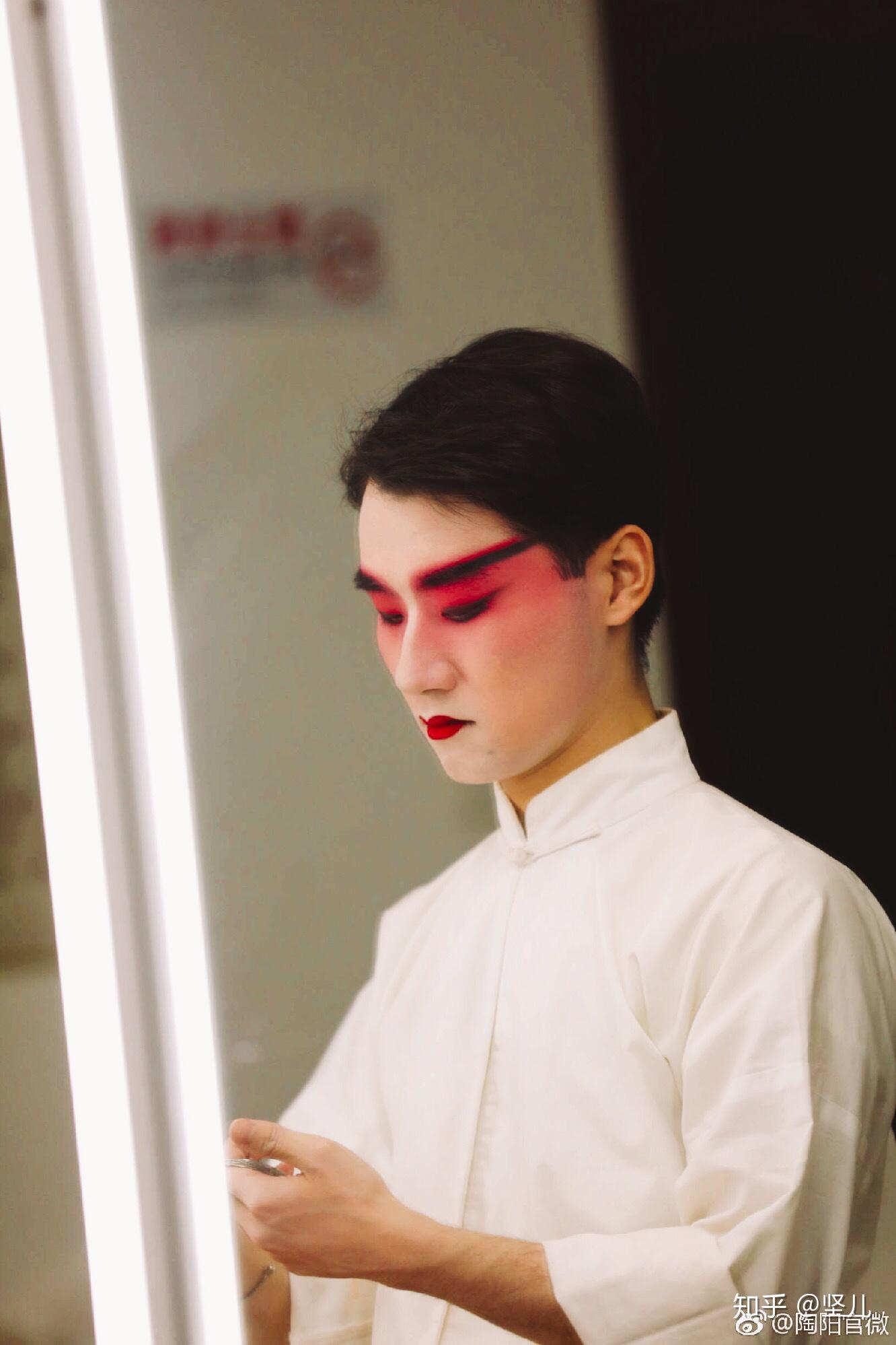 有没有陶阳在舞台上超帅的照片? - 知乎