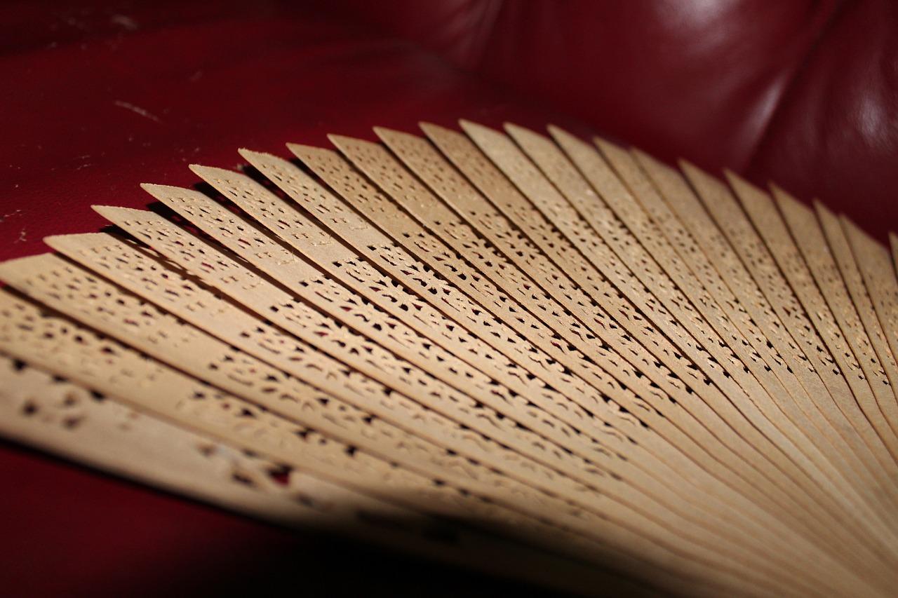 空调扇叶怎么拆下