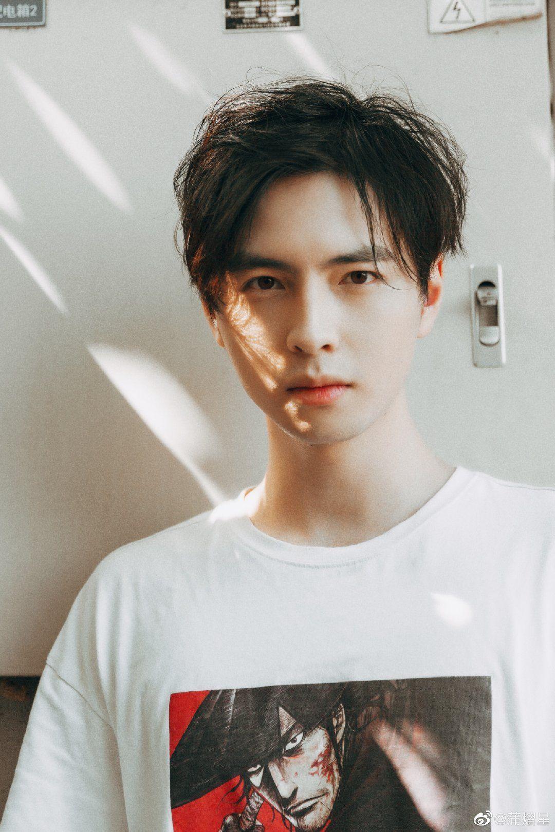 你见过哪些最美帅的学霸