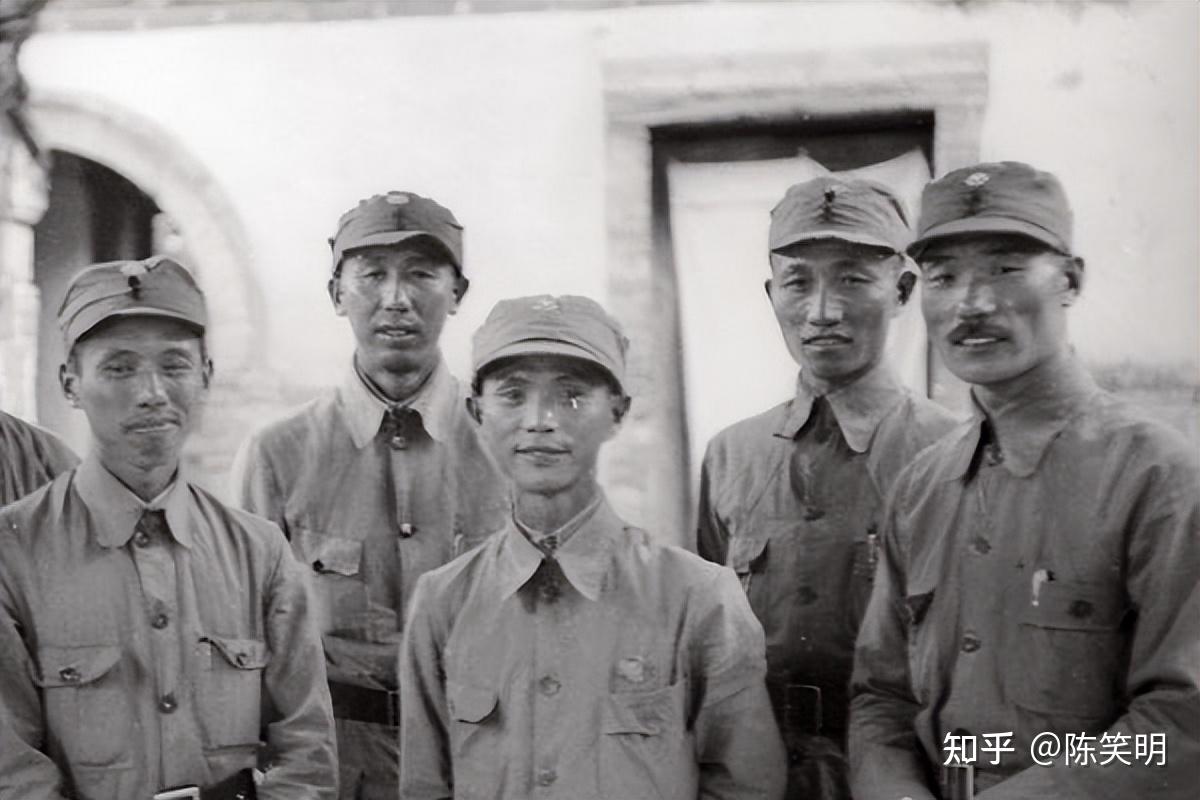 曾克林在解放战争中统领过30万大军，为何55年才授予少将军衔