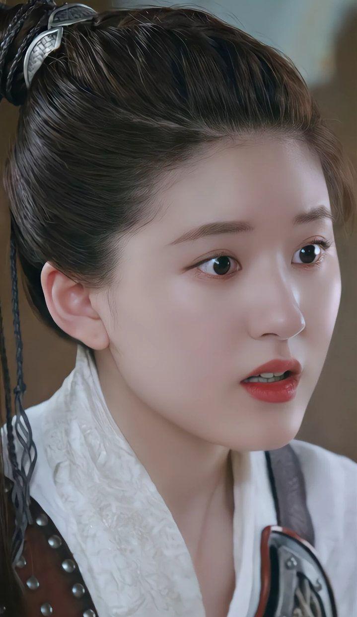 《传闻中的陈芊芊》赵露思有哪些好看的造型? - 知乎