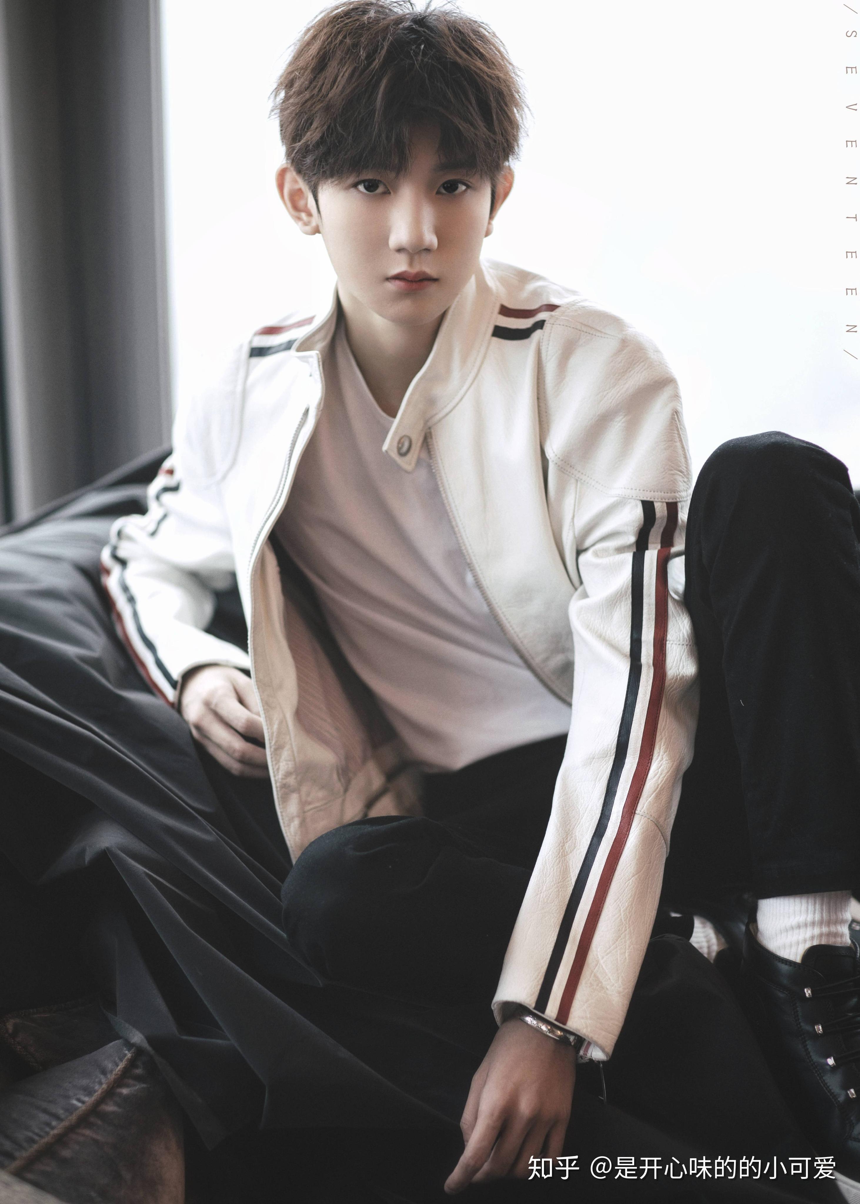 tfboys三个人的路要怎么发展