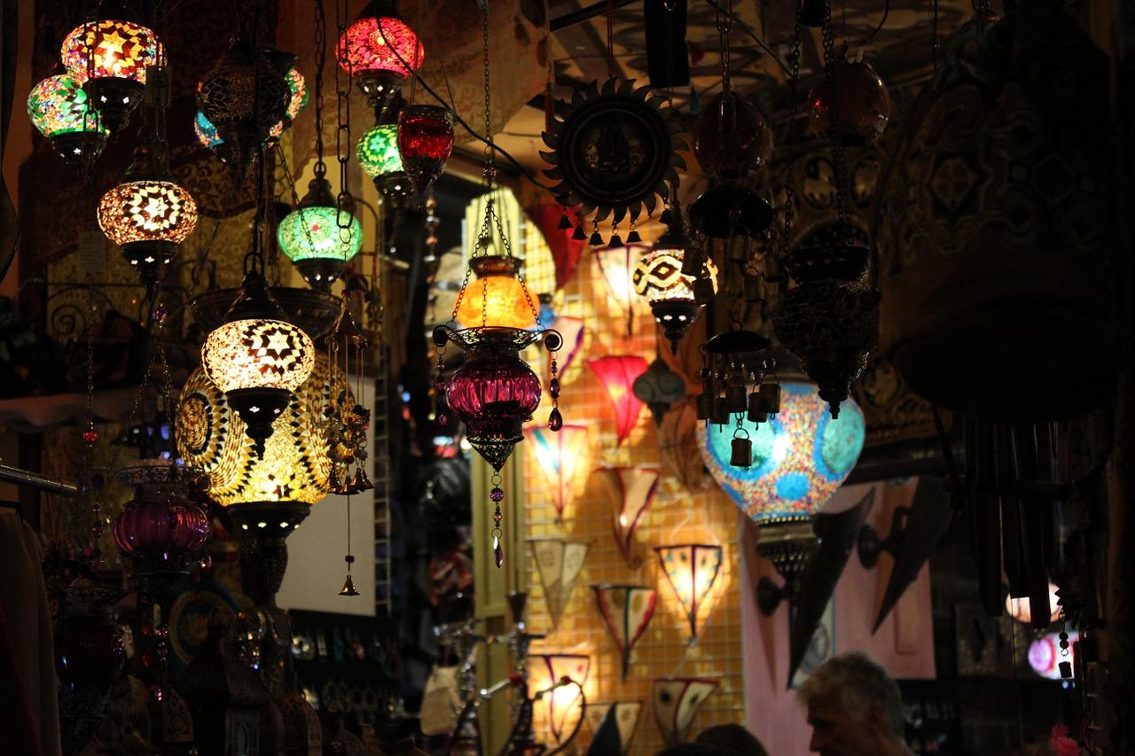 led灯具属于什么行业