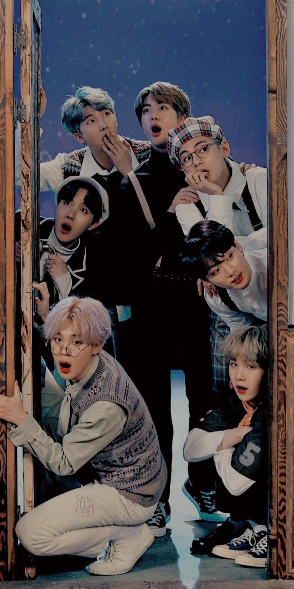 男生用bts当壁纸很奇怪吗?