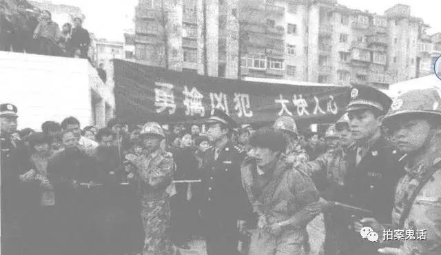 v2-a051b702efbe857a6ed97b8d9282e1bb_1440w.jpg?source=172ae18b