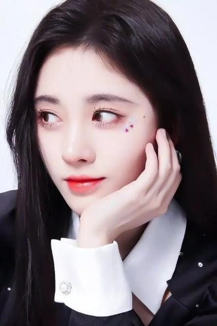 年流行的眉型 眉毛稀疏的看过来 自然眉 才是自然美 知乎 年流行的眉型 眉毛稀疏的看过来 自然眉 才是自然美 知乎