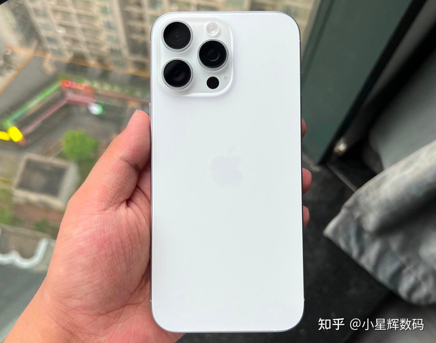 iPhone 16 Pro Max大跳水，512GB跌价2400元，果粉没有白等- 知乎