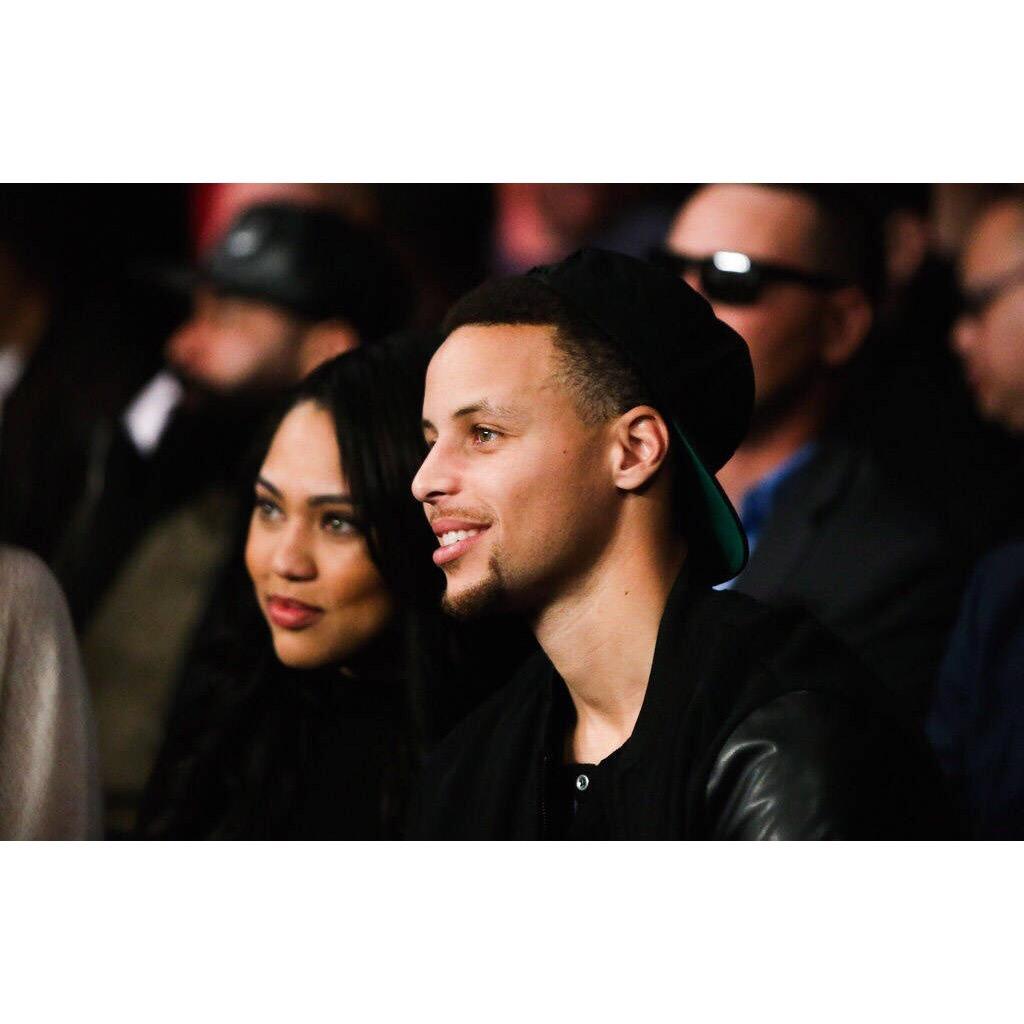 男朋友很喜欢库里,朋友们有没有库里和篮球的情侣头像呀? - 知乎