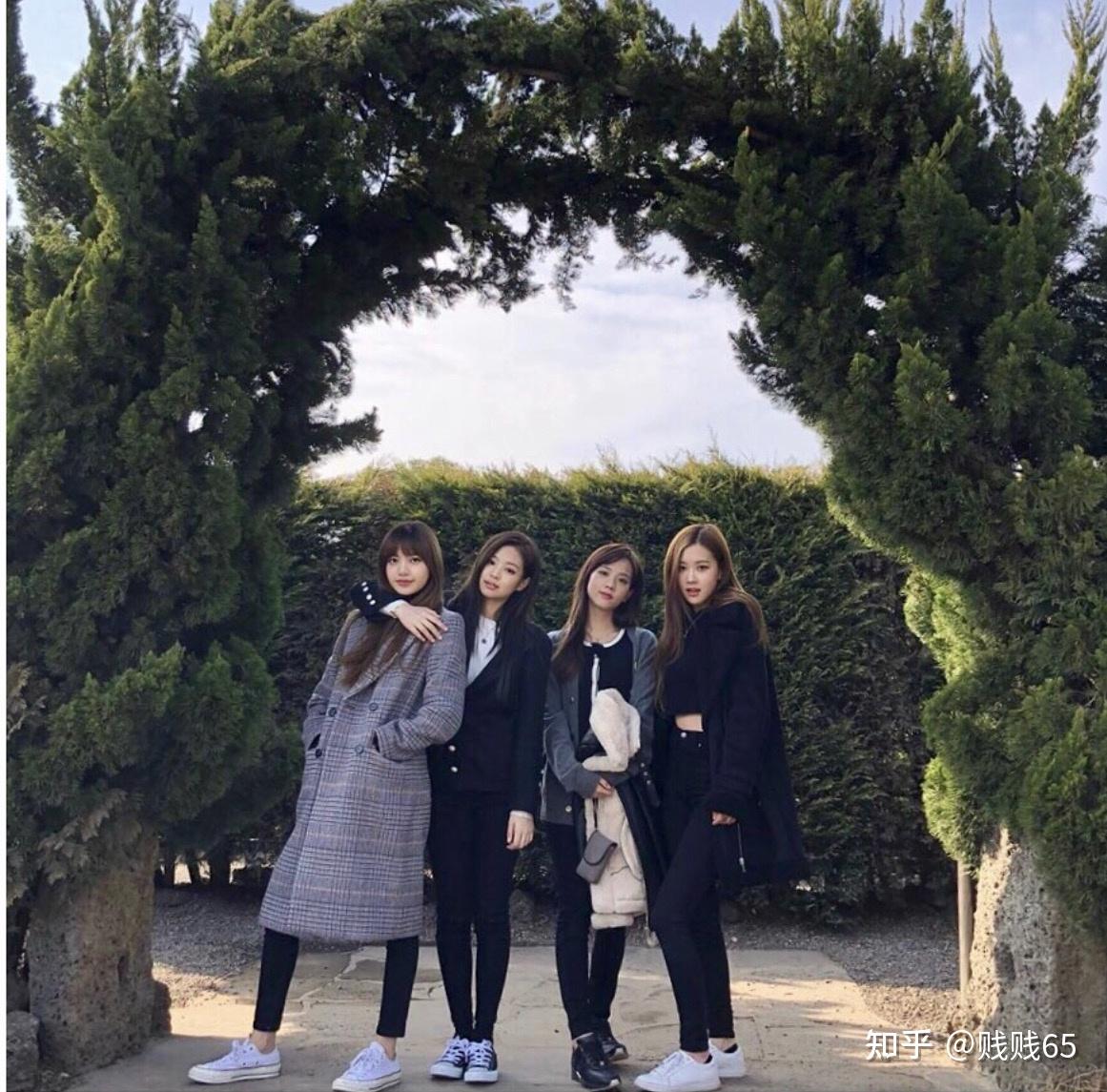 能分享一下jisoo在团综blackpinkhouse中的照片吗