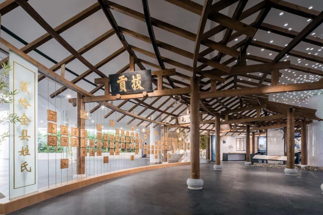 听说蕉岭开了个丘成桐国际会议中心有谁去过吗