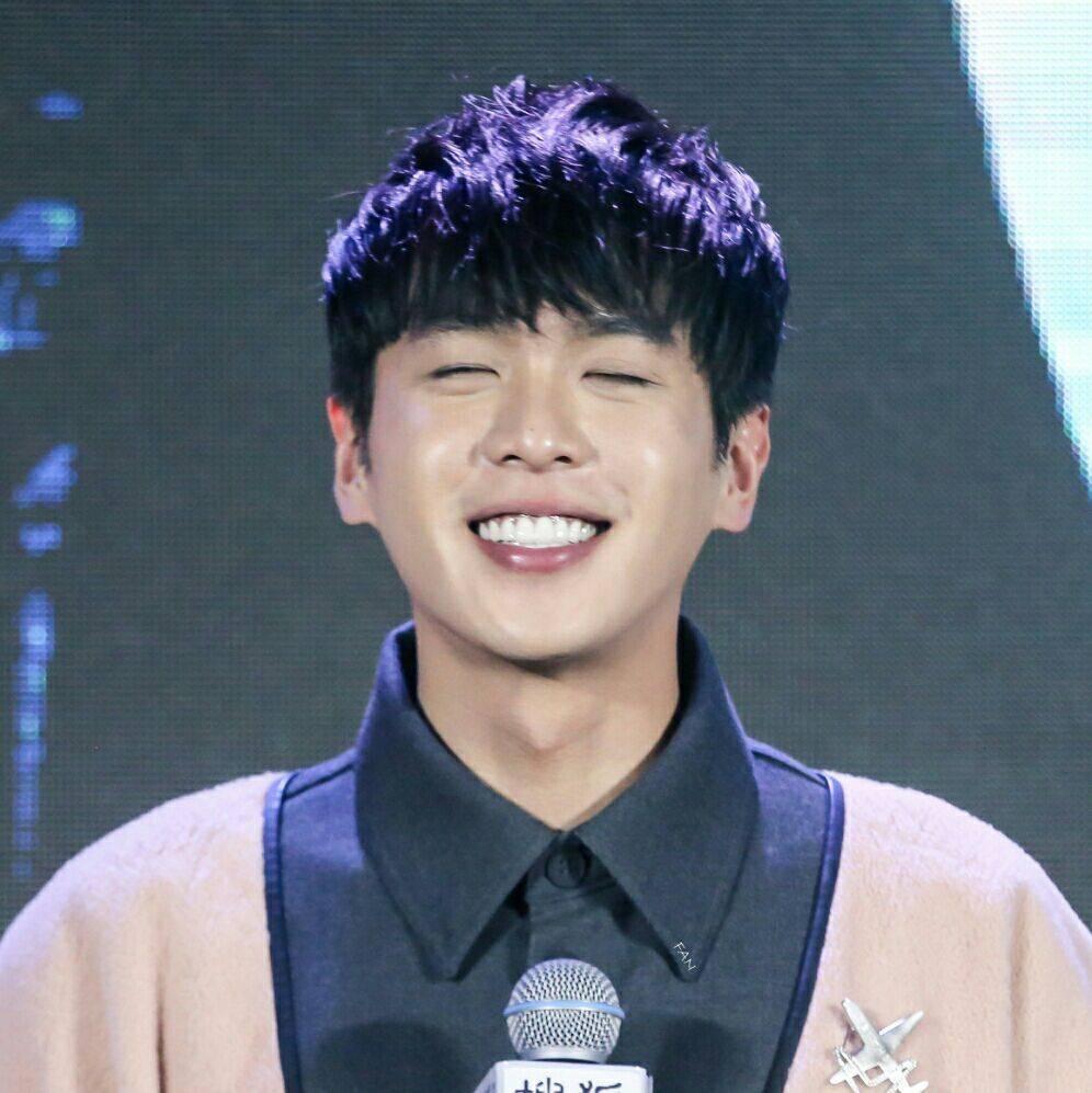 有没有张若昀的可爱头像鸭