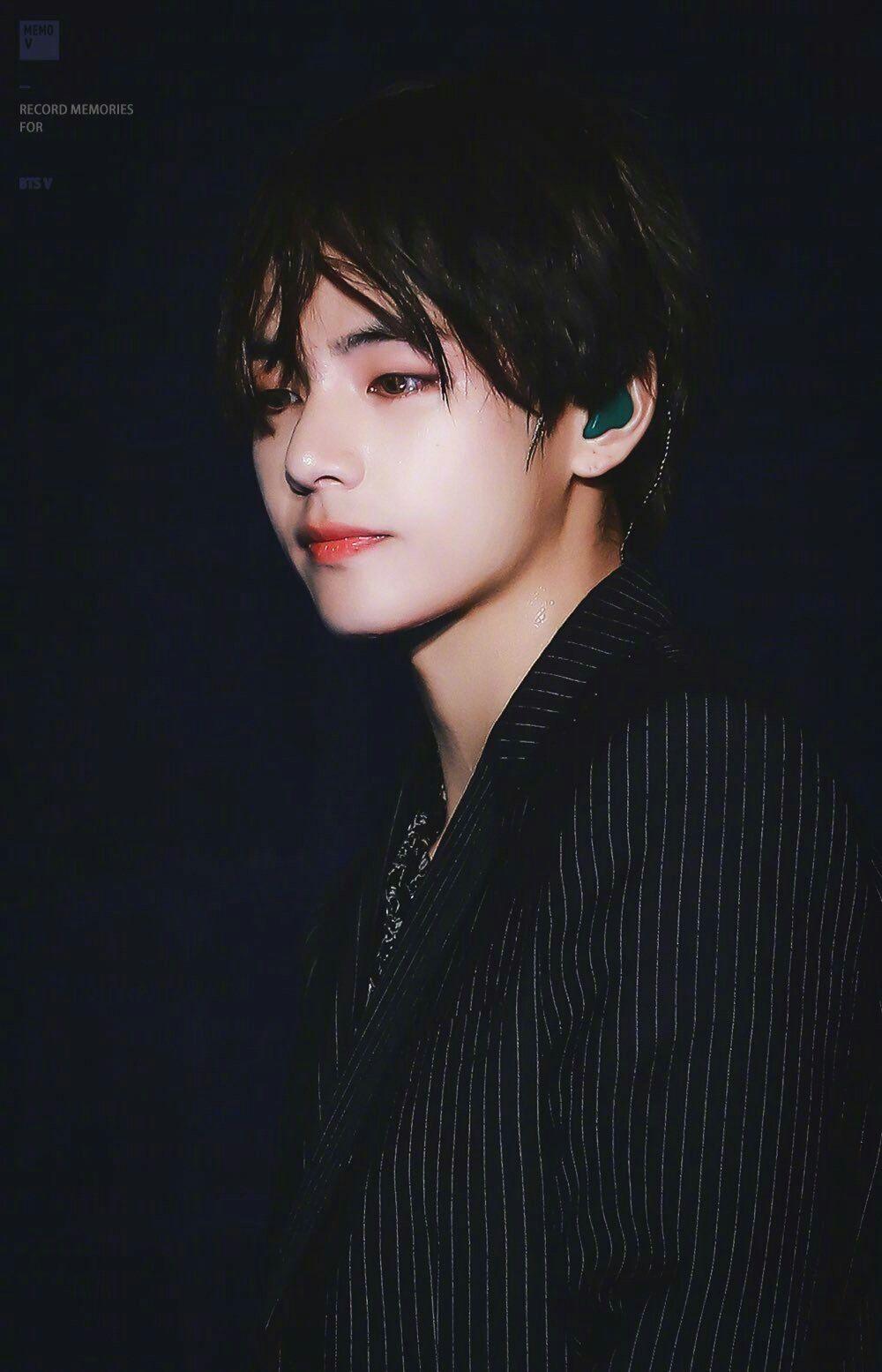 超级喜欢黑发金泰亨,大家可以分享一些没有水印的图片吗?收藏?