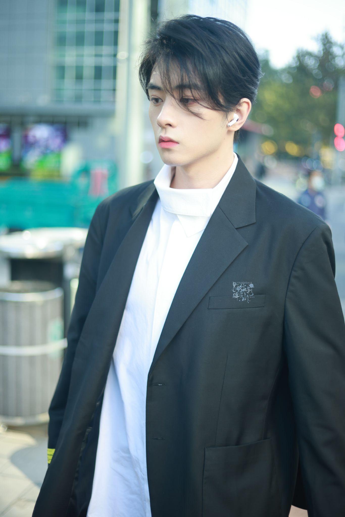 为什么大家都觉得邓孝慈很帅