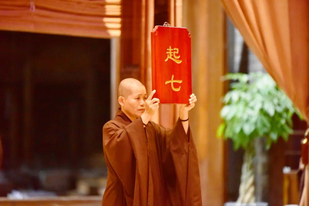 恭敬出家人,就是为自己积累福报! - 知乎