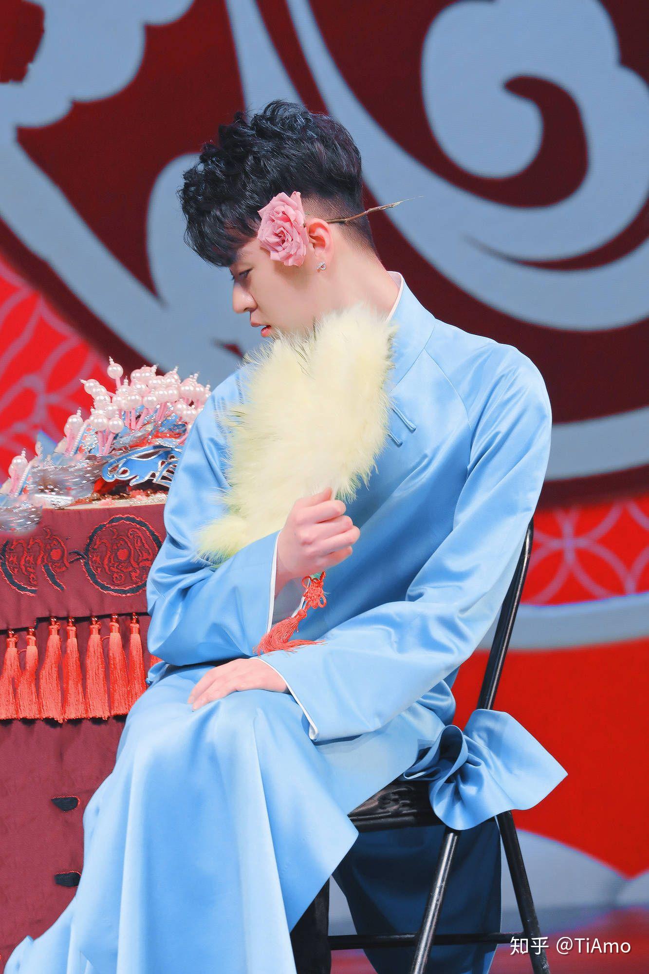 有姐妹给我分享一波德云社角儿们的绝美图片的吗四百多个lym都