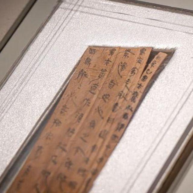 为什么很多文物「破破烂烂」却价值连城，它到底贵在哪里？