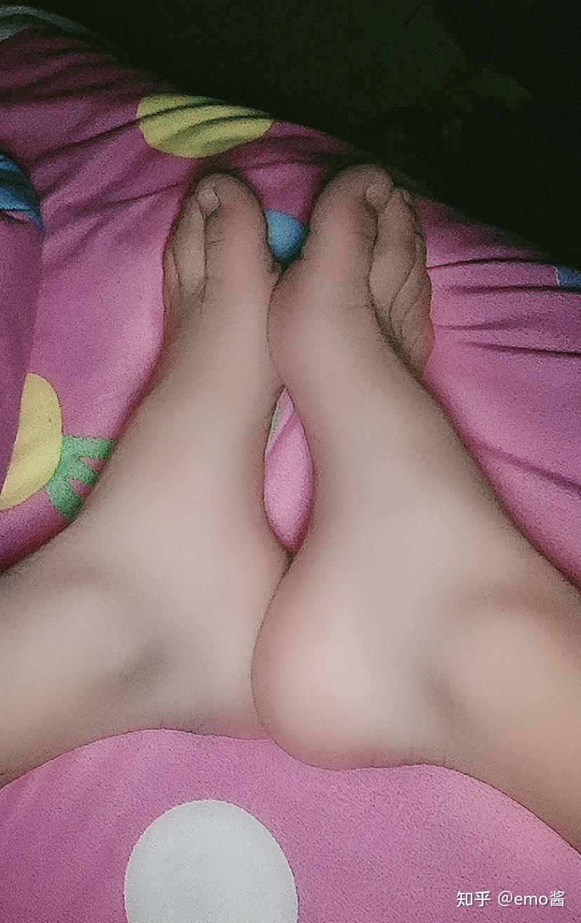 大家录的女生好看的脚是什么样子? - 知乎