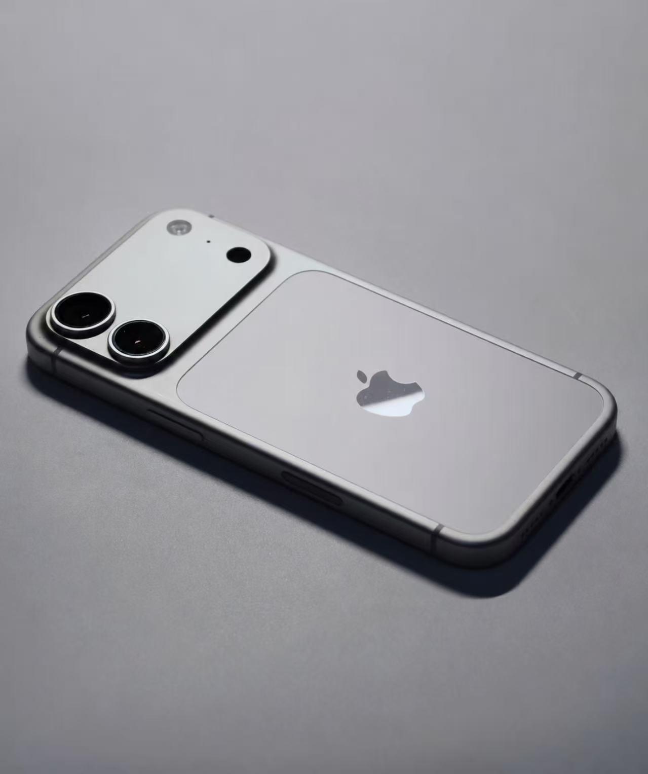 小屏之殇:你期待iPhone18mini还是SE4?