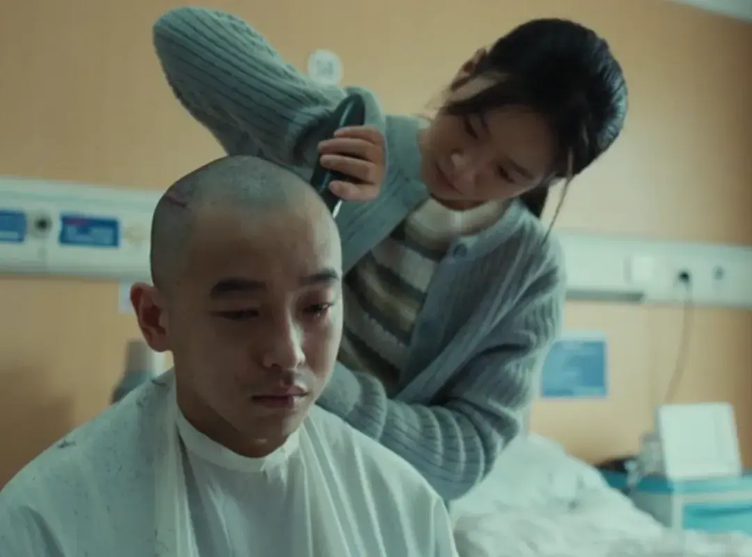 豆瓣8.0，百万人等着看的电影，也有我一个- 知乎