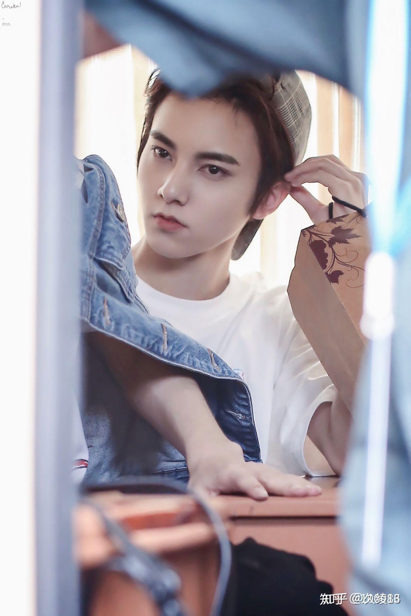 大家有没有少年之名左林杰的美图