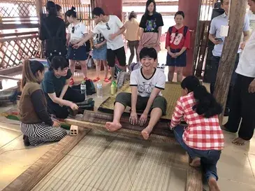 请输入图片描述