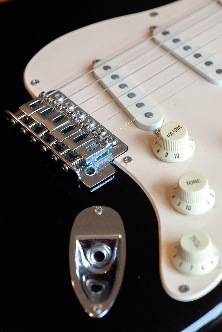 4. 吉他落地架摆放