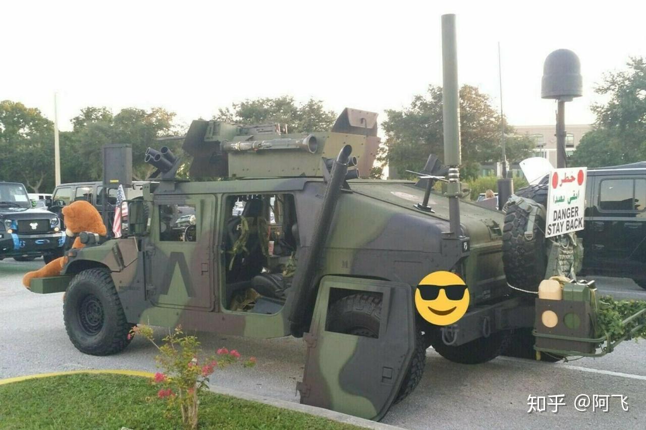 车顶配备M2机枪模型，完全合法的1993年军用悍马H1 - 知乎
