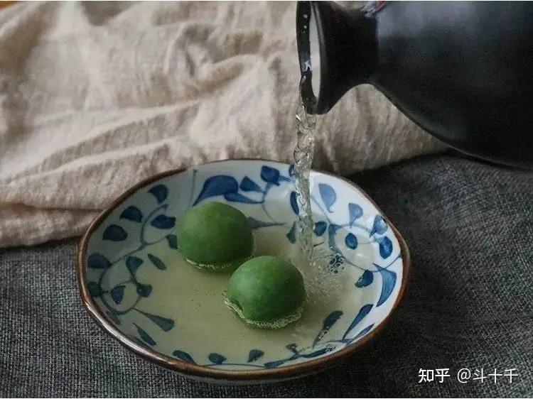 为什么古时候会用“青梅煮酒”? - 知乎