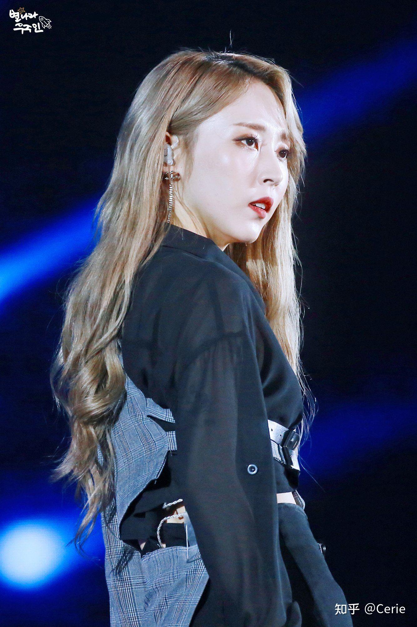 因为喜欢内娱的一个中性风女爱豆,所以这方面比较好奇,求安利 显示