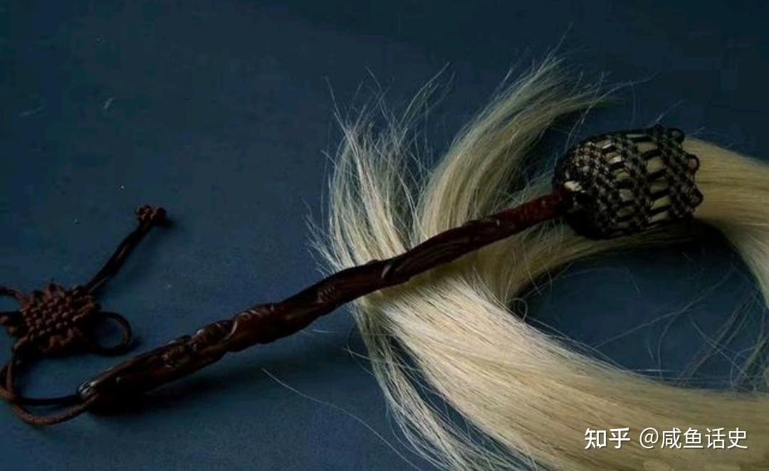 太监为什么手上拿拂尘?是怎么由来的?