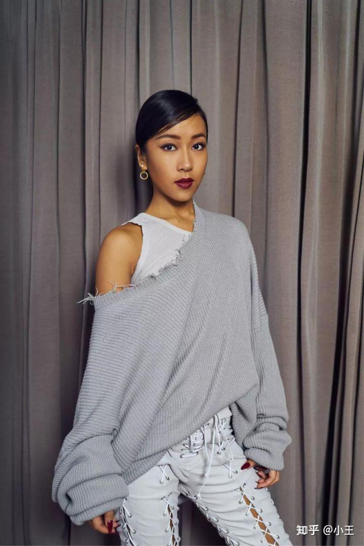 黑皮女生怎么穿搭?