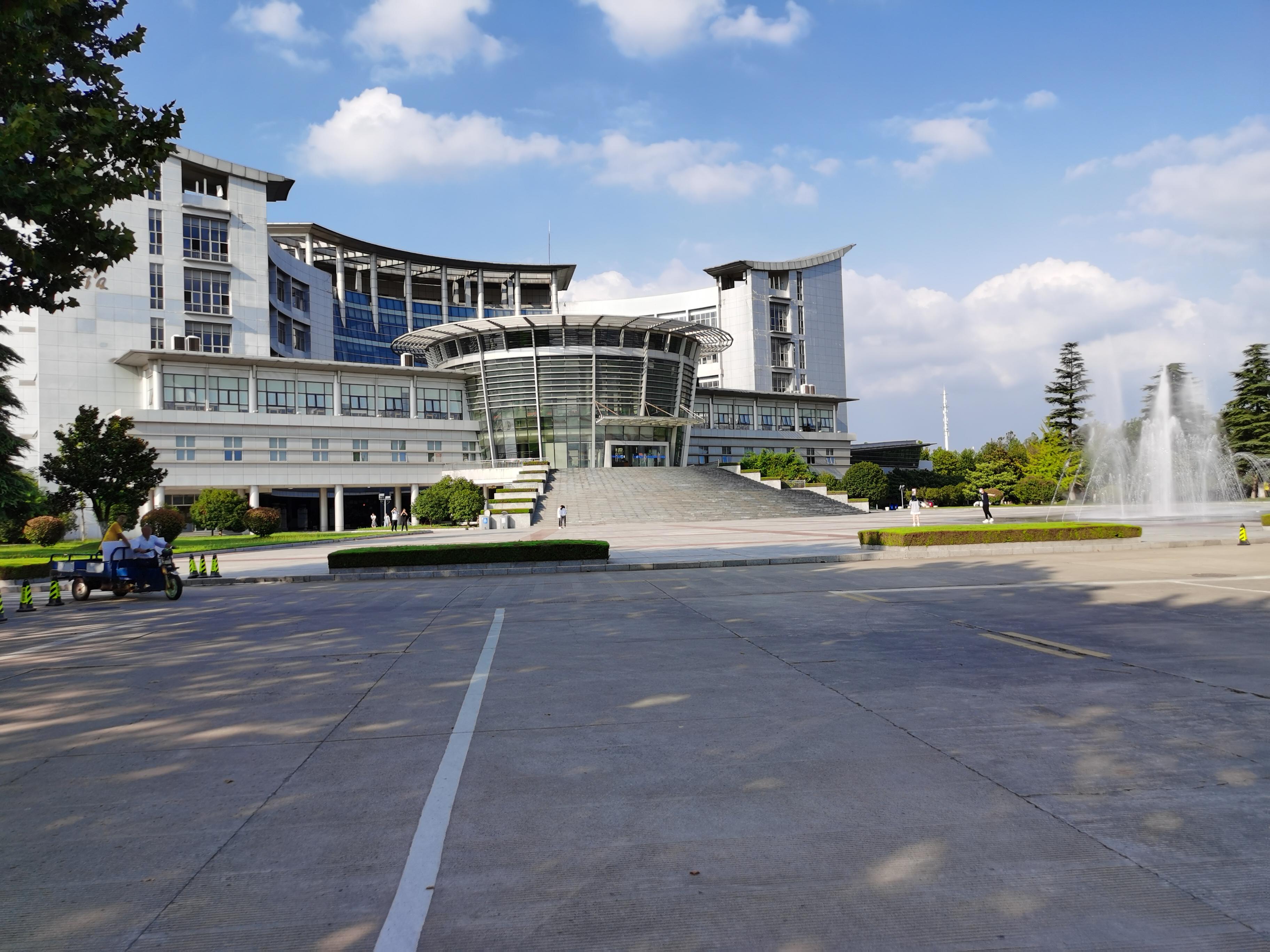 淮阴师范学院的宿舍条件如何?校区内有哪些生活设施? - 知乎