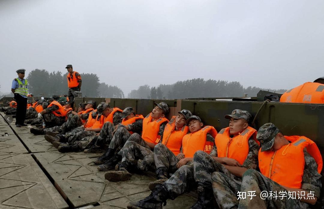 中国舟桥部队有多强?26分钟即可架设千米铁桥,可供重装部队通行 - 知乎