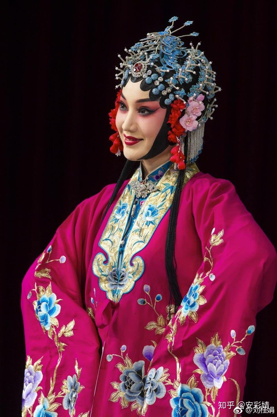 京剧的扮相能好看到什么程度