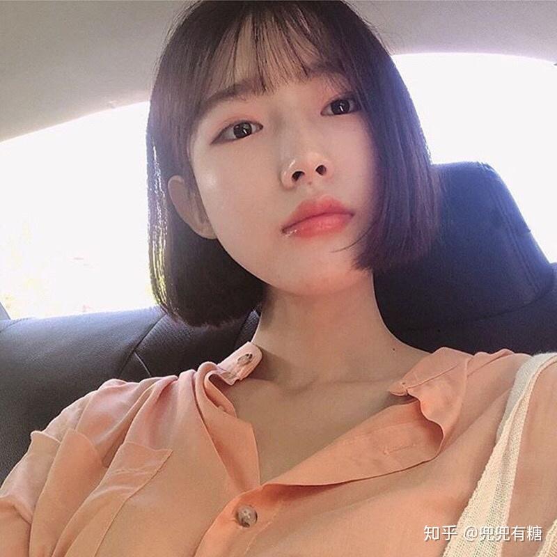 单眼皮小眼睛戴眼镜的女生剪短发是种什么体验