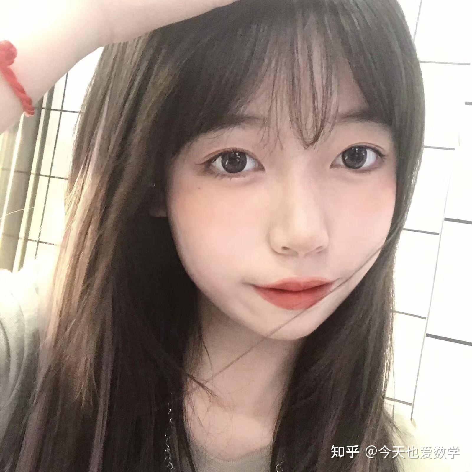 现实女孩的照片图片