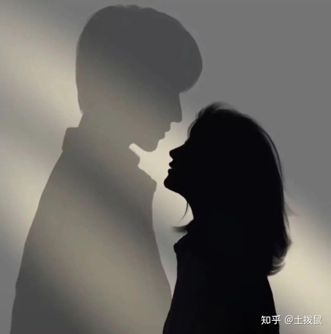 有无简约不是动漫不是猫狗真人不露脸的情侣头像
