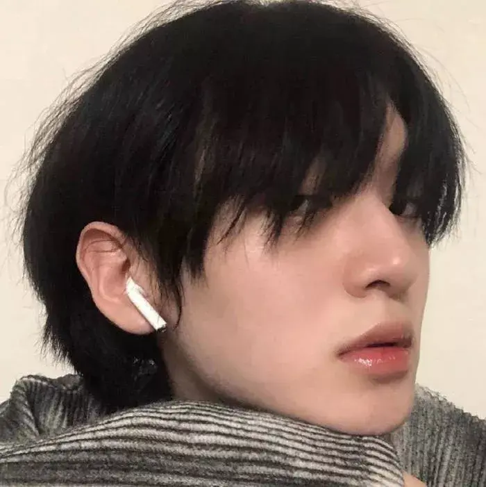 有哪些第一眼就让你觉得惊艳的男生头像