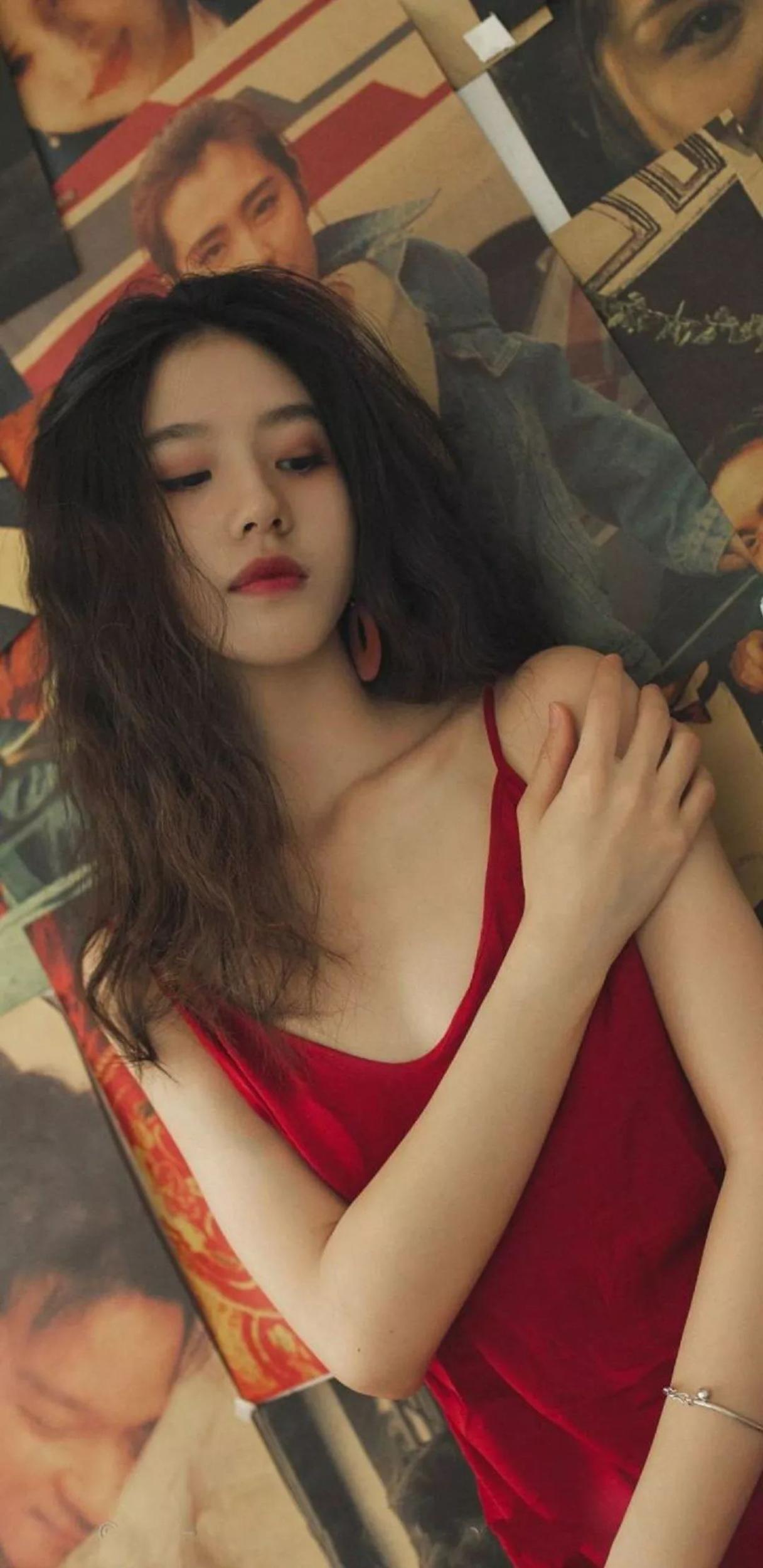 哪些是你眼前一亮的美女手机壁纸?