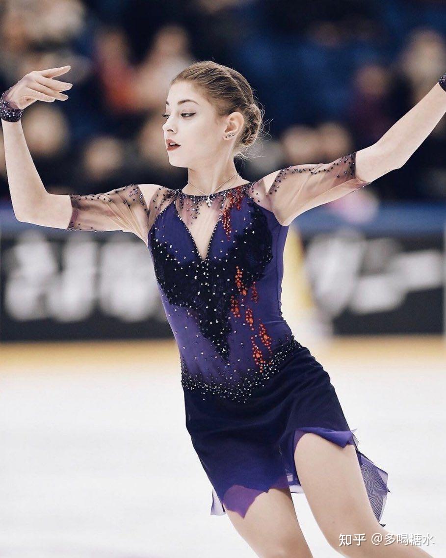 你觉得花样滑冰中最好看的一套服装(考斯滕)是什么? - 知乎