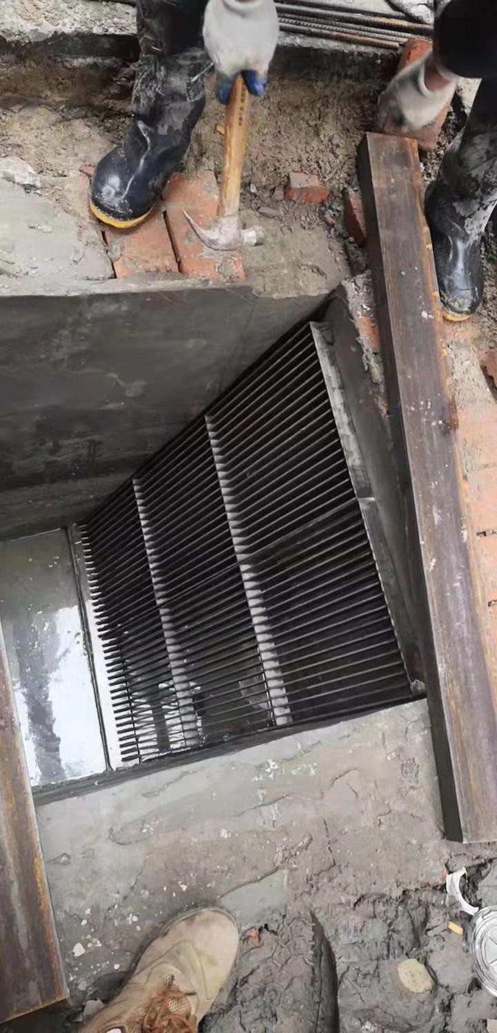 上海污水格栅井清洗上海格栅更换安装费用多少