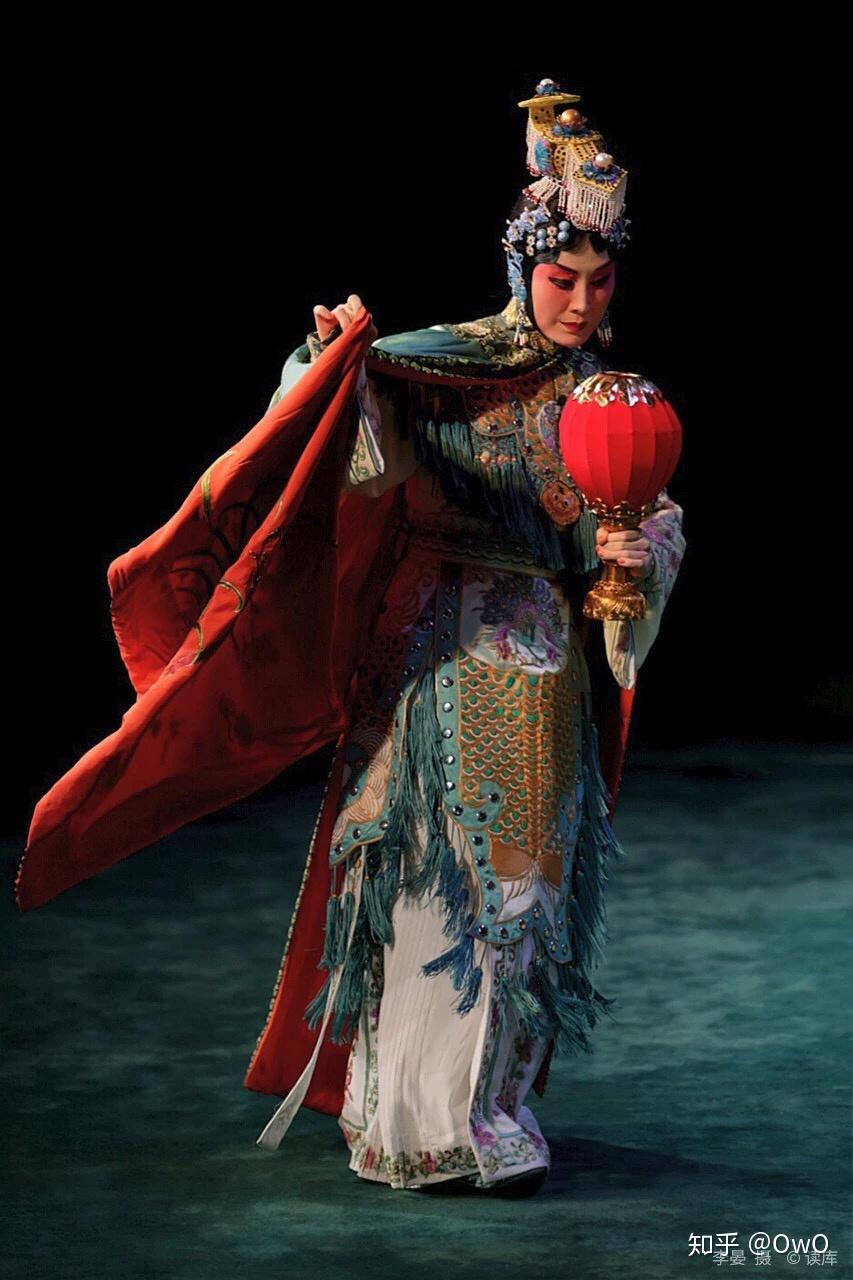 如何评价张火丁5月25日长安大剧院演出的霸王别姬