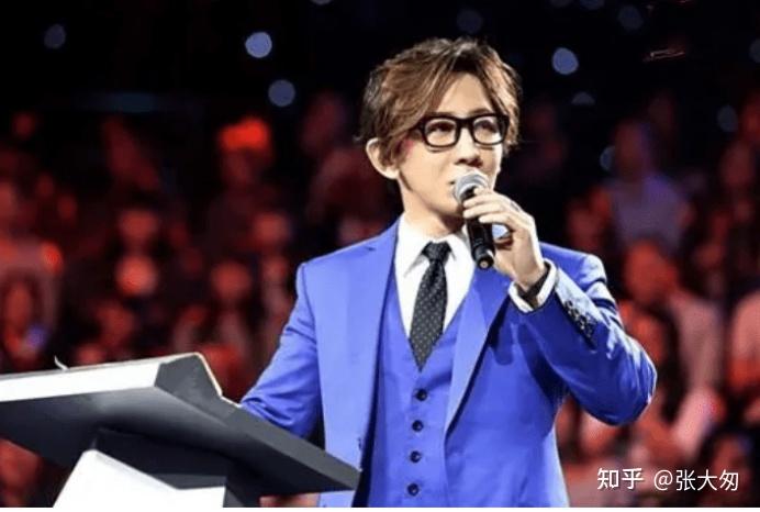 “春晚魔术师”刘谦的成名史,以及他消失并害怕上春晚的原因 - 知乎