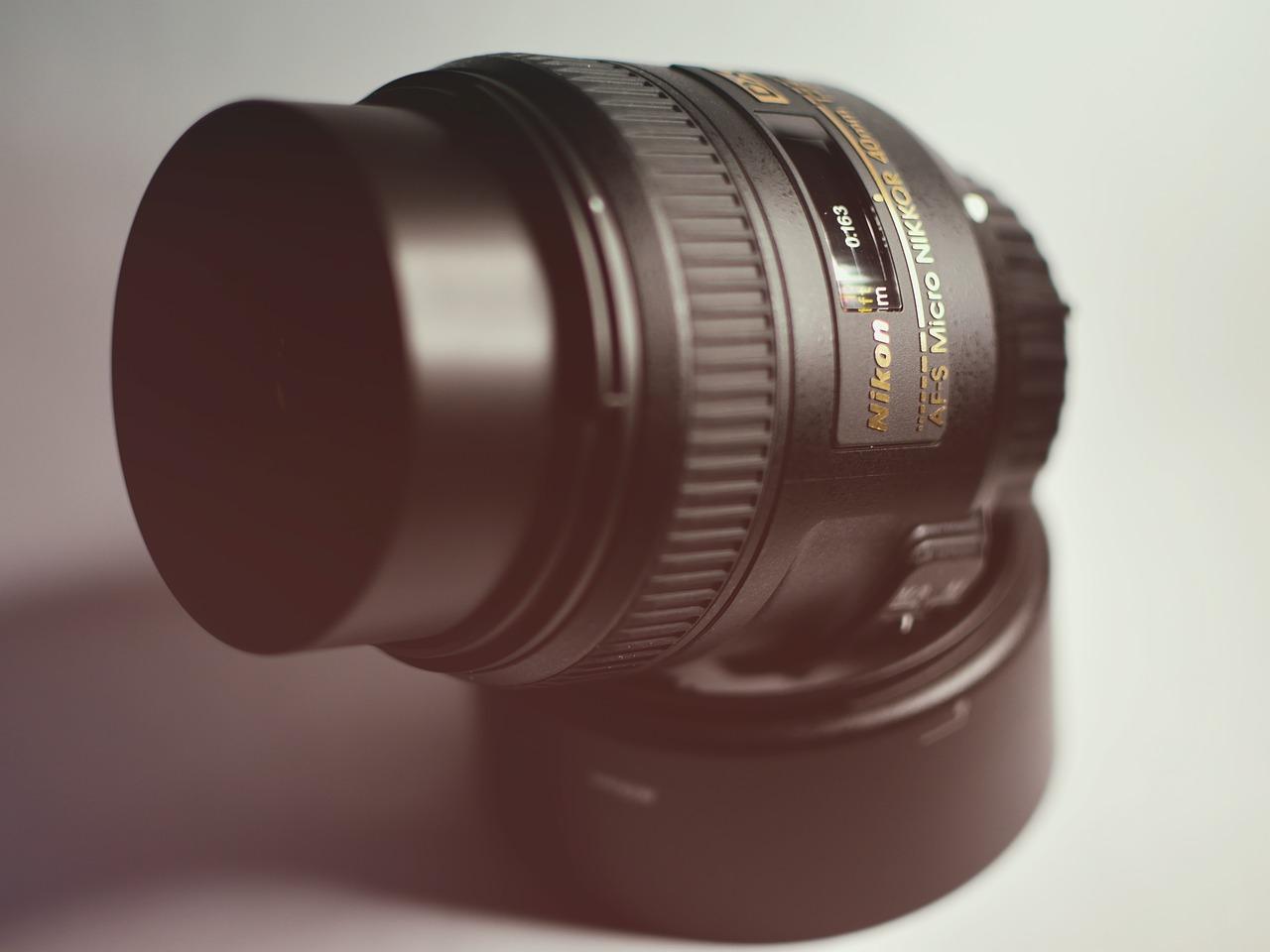 配眼镜怎么选镜片