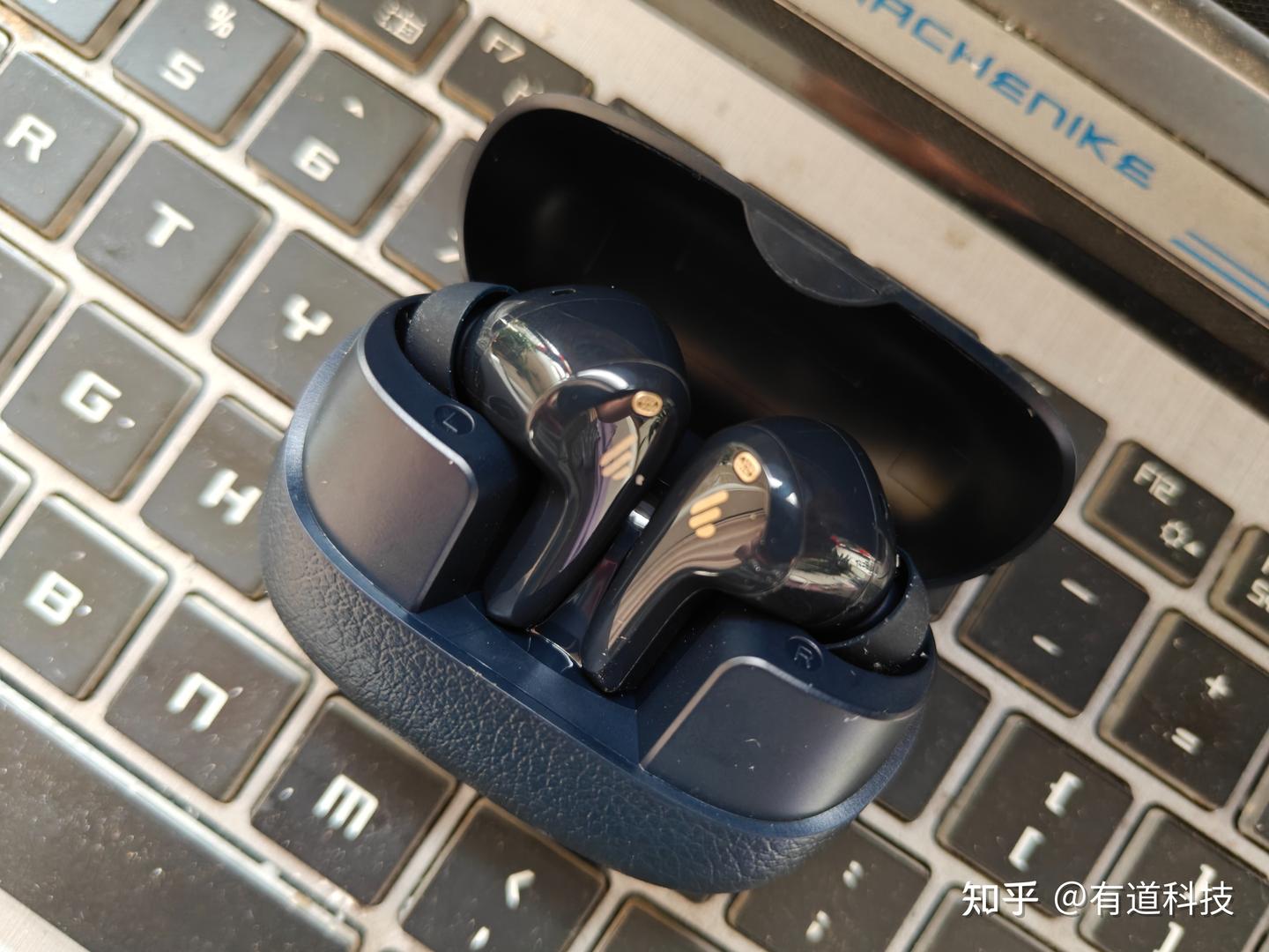 漫步者FitBuds Turbo上手:LDAC与-49dB降噪能擦出什么火花?